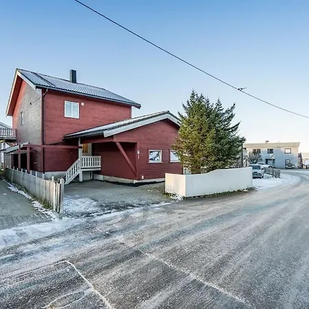 Cozy House In The Heart Of Tromsdalen. Apartment