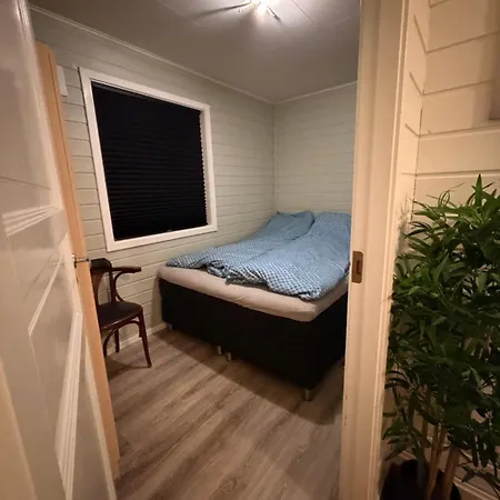 Recently Renovated House In The Heart Of Tromsdalen Тромсё