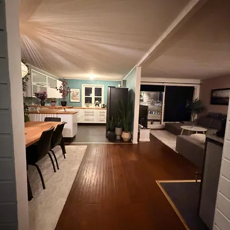 Apartment Recently Renovated House In The Heart Of Tromsdalen Tromsø